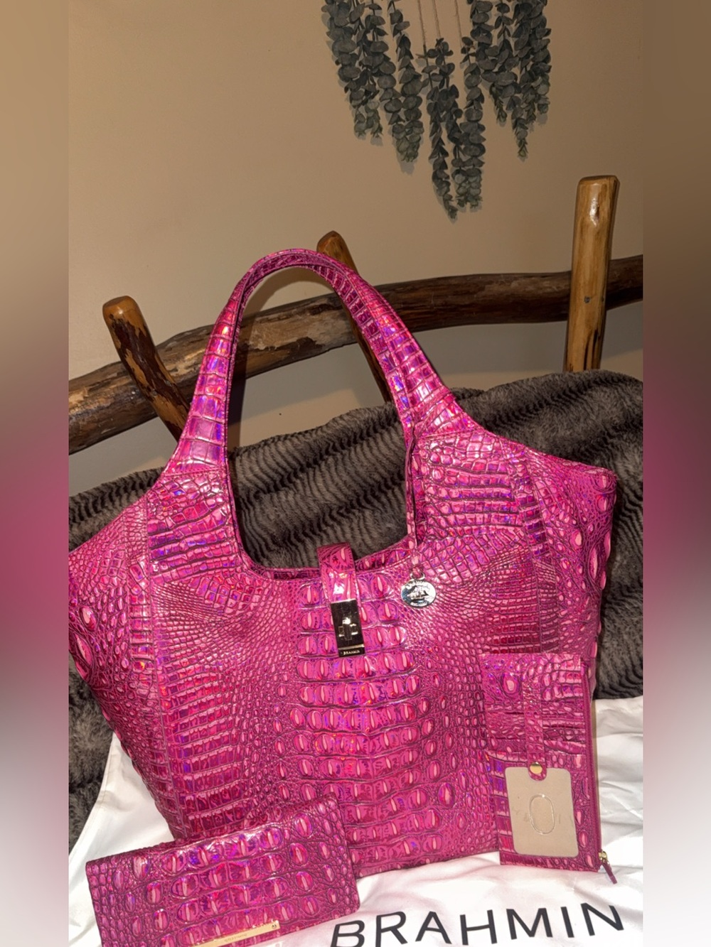 Brahmin Pink Potion Croc Embossed Leather Tote w/Matching Wallet & Card Holder - Picture 2 of 10